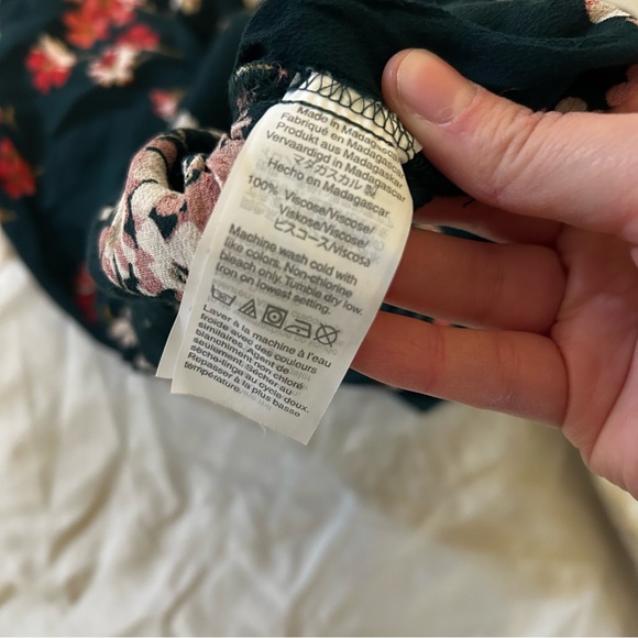 Madewell Floral Blouse - Green and Red - Picture 5 of 5